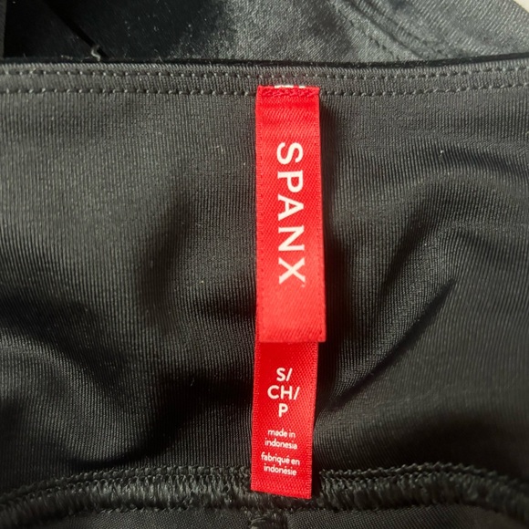 Spanx Womens Leggings Stretch Velvet Shaping High Waist Black Size Small - Picture 4 of 6